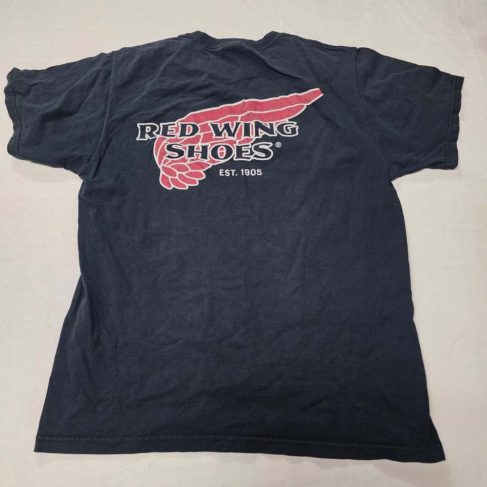 Y2K Red Wing Shoes Black Heavy Cotton T-Shirt Medium